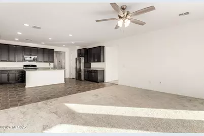 32972 S Expedition Court, Red Rock, AZ 85145 - Photo 8