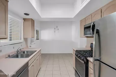 236 E Calle Turquesa, Oro Valley, AZ 85704 - Photo 10