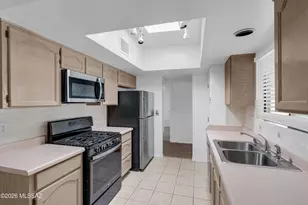 236 E Calle Turquesa, Oro Valley, AZ 85704 - Photo 8