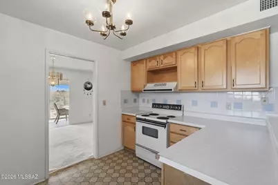 615 W Continental Road, Green Valley, AZ 85622 - Photo 18
