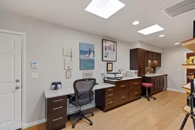 2301 E Greenlee Road, Tucson, AZ 85719 - Photo 32