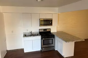 528 W 42nd St, Tucson, AZ 85713 - Photo 1