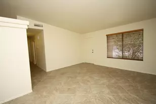 10188 E Sunrise Meadow Pl, Tucson, AZ 85747 - Photo 2
