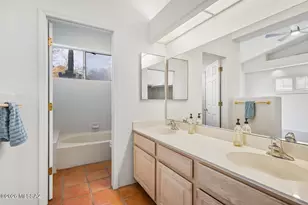 5590 N Waterfield Dr, Tucson, AZ 85750 - Photo 14