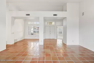 5590 N Waterfield Dr, Tucson, AZ 85750 - Photo 6