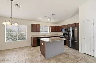 61003 E Forelock Pl, Saddlebrooke, AZ 85739 - Photo 8