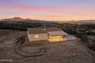 1024 Camarosa Ct, Rio Rico, AZ 85648 - Photo 4