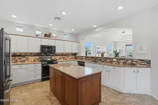 61817 E Briarwood Dr, Tucson, AZ 85739 - Photo 4