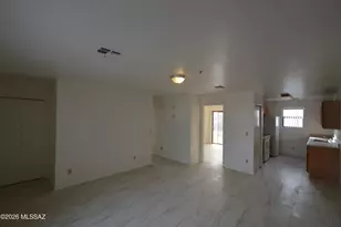 2427 N Los Altos Ave, Tucson, AZ 85705 - Photo 2