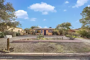 702 N Irving Cir, Tucson, AZ 85711 - Photo 2