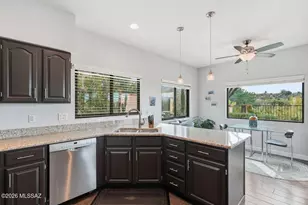 930 E Camino Corrida, Oro Valley, AZ 85737 - Photo 8