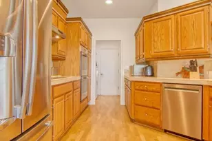 1232 E Camino Diestro, Oro Valley, AZ 85704 - Photo 16