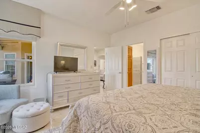 1232 E Camino Diestro, Oro Valley, AZ 85704 - Photo 24