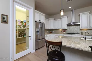 2431 Wychwood Ct, Tucson, AZ 85749 - Photo 16