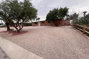 6808 E Koralee St, Tucson, AZ 85710 - Photo 2