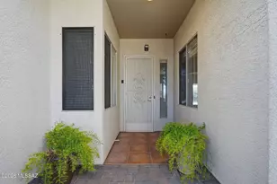 501 N Michelangelo Dr, Green Valley, AZ 85614 - Photo 4