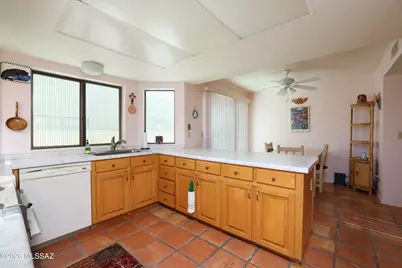 8556 N Arnold Palmer Drive, Tucson, AZ 85742 - Photo 20