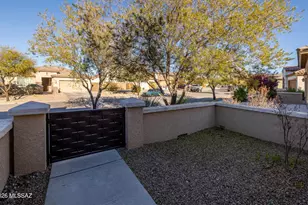 5846 S Clonmellon Ave, Tucson, AZ 85747 - Photo 4
