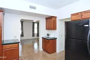 1040 E Halcyon Rd, Tucson, AZ 85719 - Photo 18
