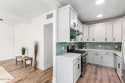 244 E Elm Street, Tucson, AZ 85705 - Photo 10