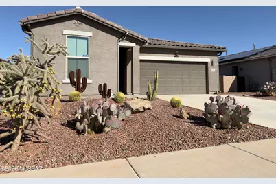 21380 E Treasure Road, Red Rock, AZ 85145 - Photo 1