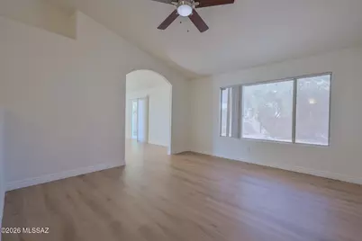 9051 N Shadow Rock Drive, Tucson, AZ 85743 - Photo 10