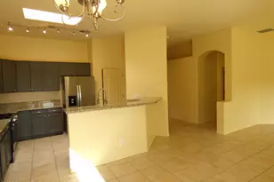 8450 N Sunny Rock Ridge Dr, Tucson, AZ 85743 - Photo 10