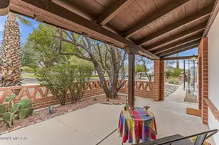 221 S Paseo Tierra, Green Valley, AZ 85614 - Photo 2