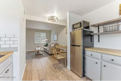 221 S Paseo Tierra #A, Green Valley, AZ 85614 - Photo 6