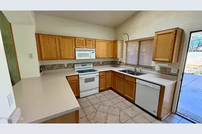 9037 E Orchid Vine Drive, Tucson, AZ 85747 - Photo 10