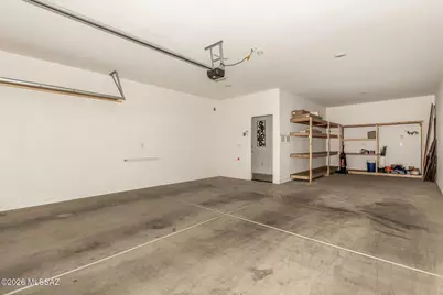 7803 S Sugarbend Drive, Tucson, AZ 85757 - Photo 18