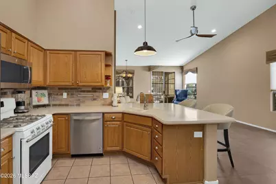 38869 S Casual Drive, Tucson, AZ 85739 - Photo 6