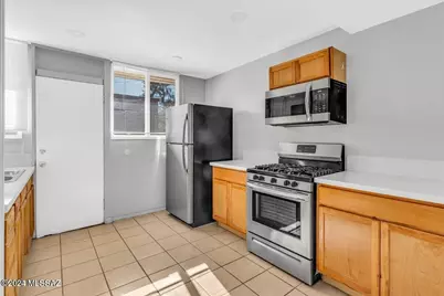 2311 N Richey Boulevard #B, Tucson, AZ 85716 - Photo 4