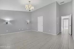 8165 E Smooth Sumac Ln, Tucson, AZ 85710 - Photo 22