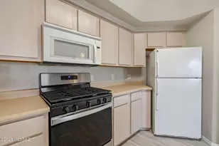 1547 N Paseo La Tinaja, Green Valley, AZ 85614 - Photo 22