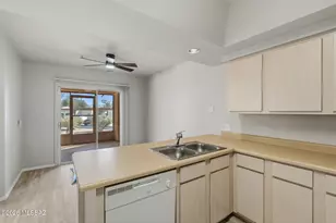 1547 N Paseo La Tinaja, Green Valley, AZ 85614 - Photo 20