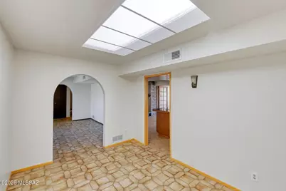 5210 S Apache Avenue, Sierra Vista, AZ 85650 - Photo 8