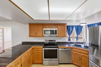 5210 S Apache Avenue, Sierra Vista, AZ 85650 - Photo 10