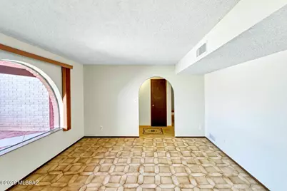 5210 S Apache Avenue, Sierra Vista, AZ 85650 - Photo 6