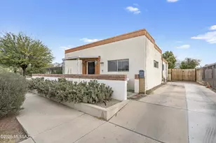 3038 N Mountain Ave, Tucson, AZ 85719 - Photo 2