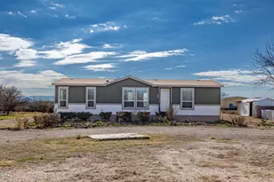 1886 E Robins Roost Trail, Huachuca City, AZ 85616 - Photo 18