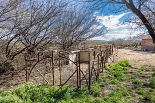 1886 E Robins Roost Trail, Huachuca City, AZ 85616 - Photo 40