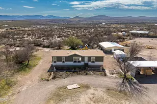 1886 E Robins Roost Trail, Huachuca City, AZ 85616 - Photo 12
