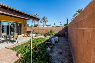 8881 E Wright School Loop, Tucson, AZ 85715 - Photo 34