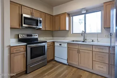 7336 N Las Quintas Drive, Tucson, AZ 85704 - Photo 8