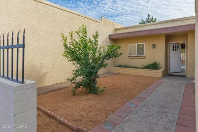 7336 N Las Quintas Drive, Tucson, AZ 85704 - Photo 4