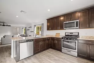 12851 N Peony Dr, Marana, AZ 85653 - Photo 10