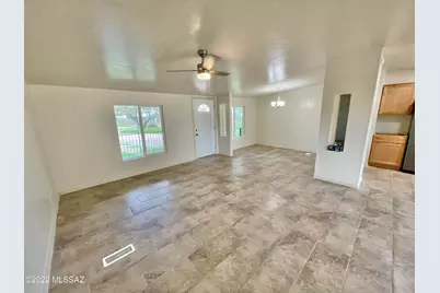 1551 N Sunset Point Drive, Oracle, AZ 85623 - Photo 4