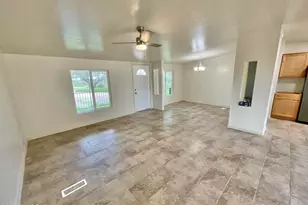 1551 N Sunset Point Dr, Oracle, AZ 85623 - Photo 4