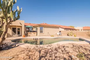 8194 N Iron Ridge Dr, Tucson, AZ 85743 - Photo 20